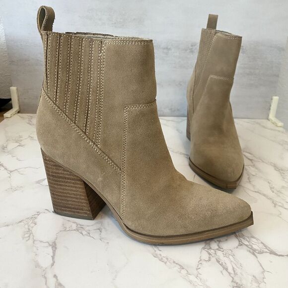 Marc Fisher Booties Women Sz 6‎ Beige Suede Wedge Heel Western Cowgirl - Picture 1 of 16